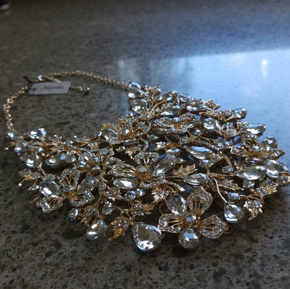 NWT RHINESTONE FLORAL BIB NECKLACE - Picture 14 of 17